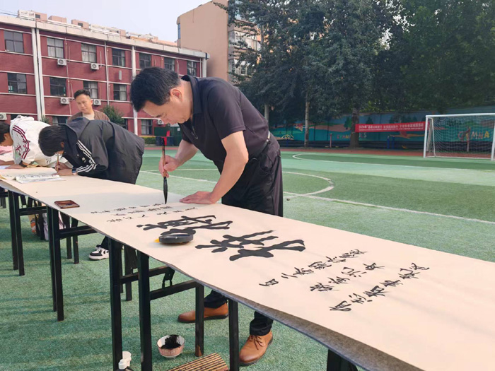 1727614133.jpg 8f858071e2bb56ba7e355cc868f8b3b.jpg